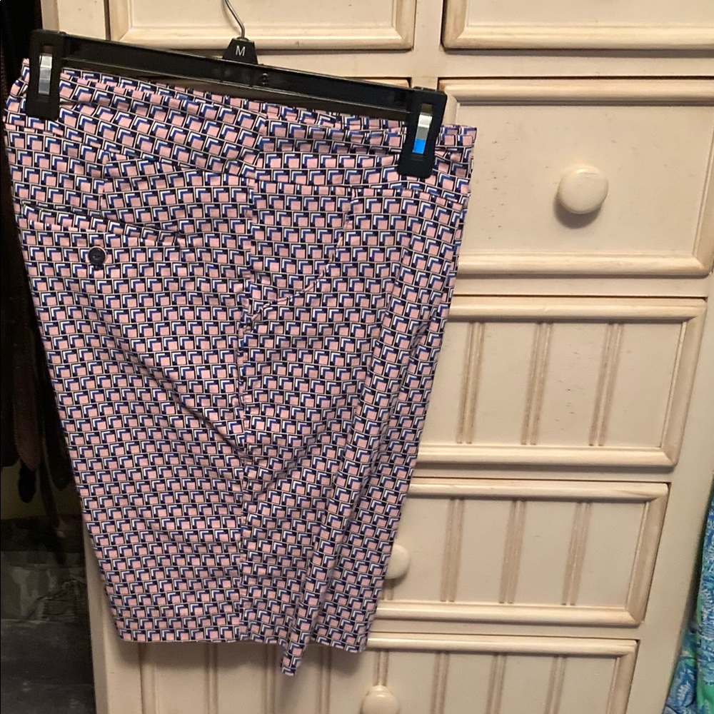 Bermuda golf shorts